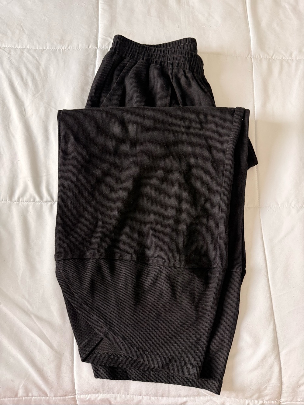 Black Elastic Waist Knit Bottoms
